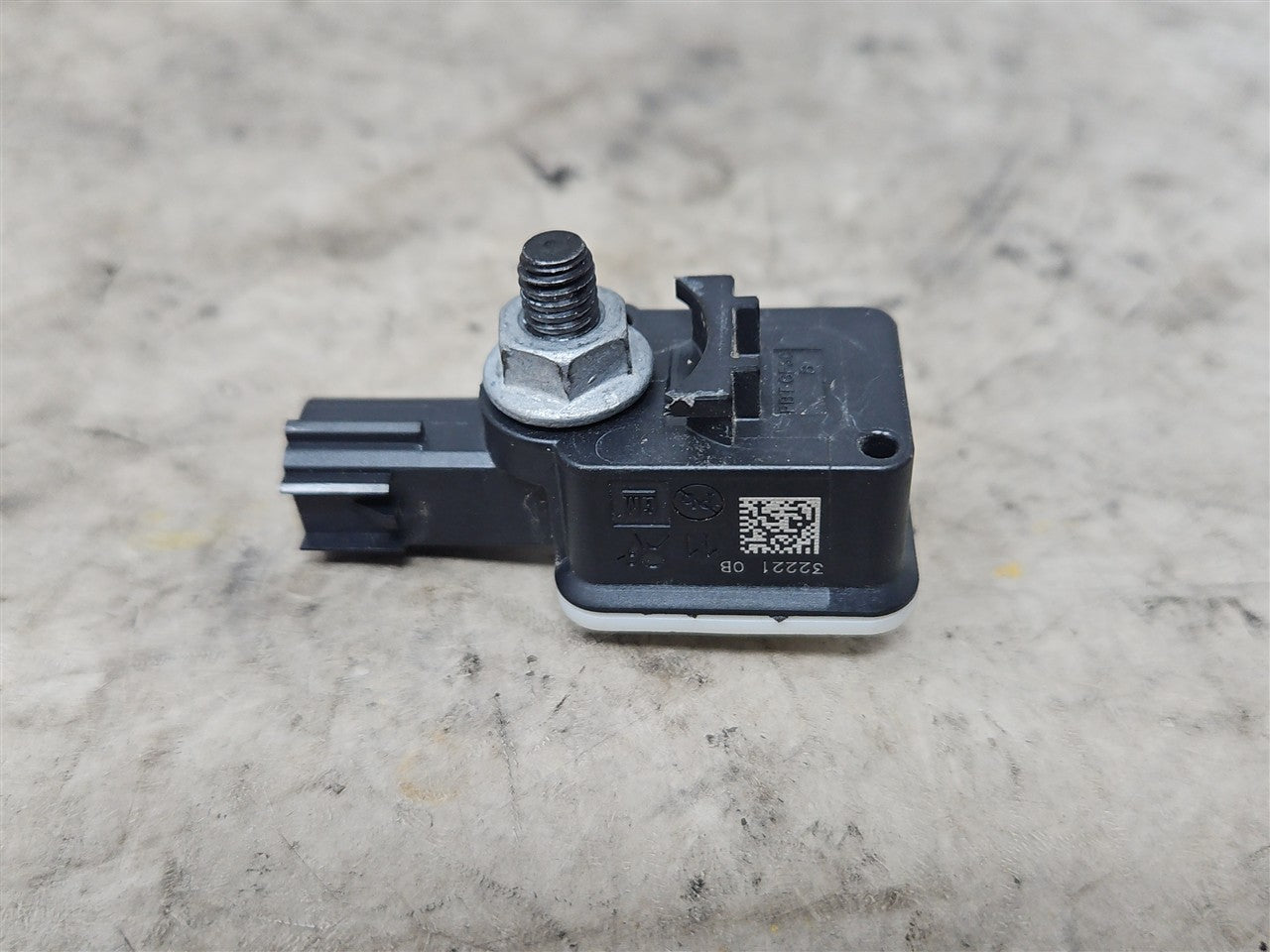 2022 SIERRA150 OEM SIDE CRASH SENSOR 13525287 33386 - image 3
