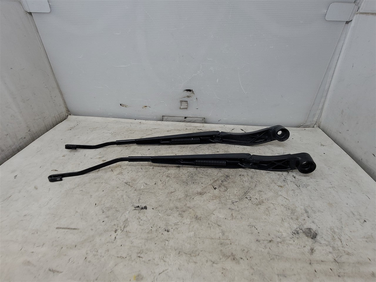 2016 CAMARO WINDSHIELD WIPER ARMS PAIR LH RH 33390 - image 7