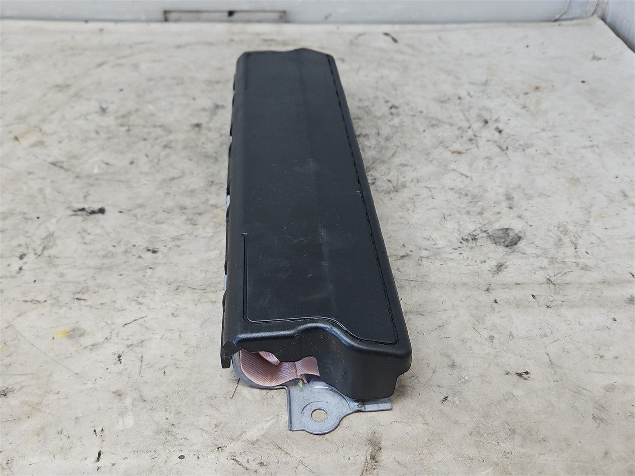2016 CAMARO RH PASSENGER KNEE BAG 84081261 33392 - image 2