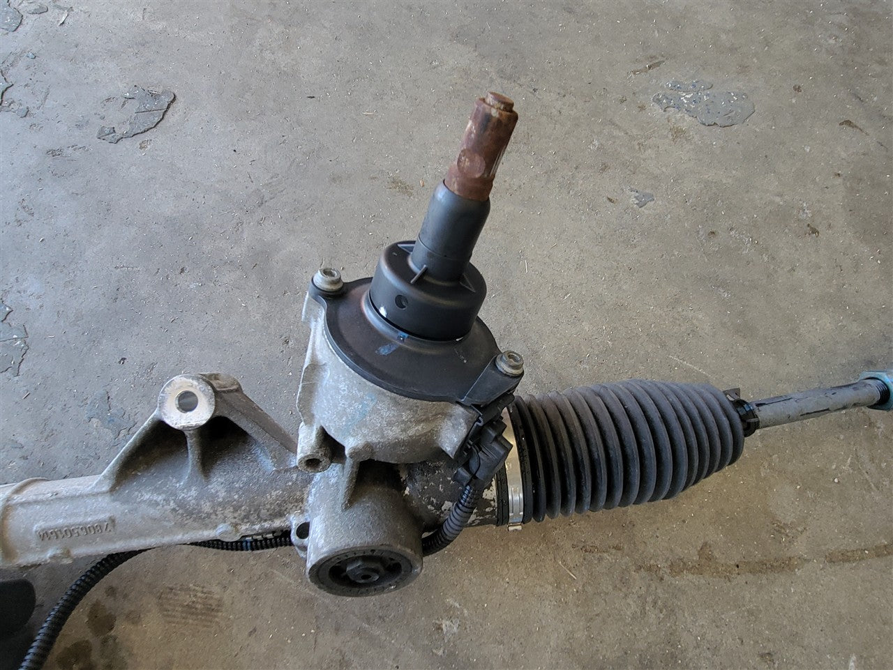 2016 CAMARO POWER STEERING RACK 23269581 74K 33400 - image 3