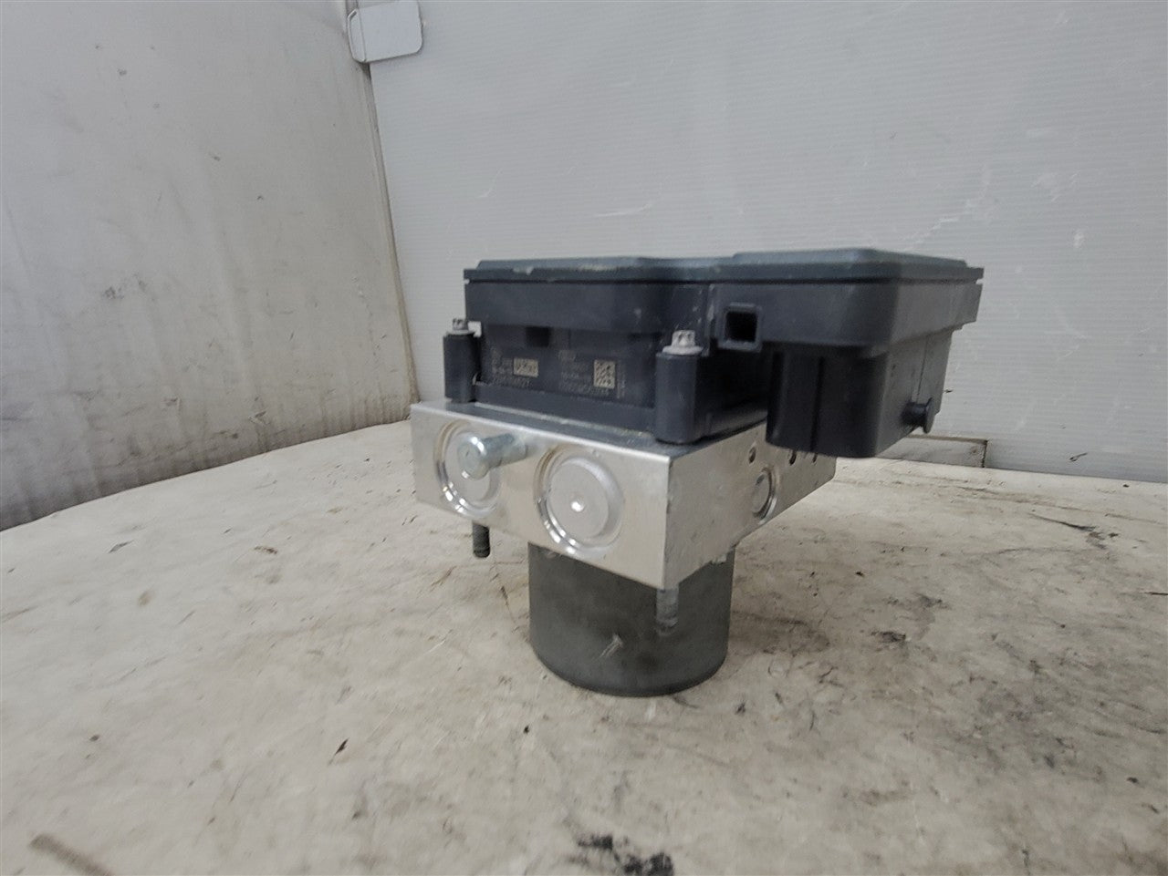 2016 CAMARO SS 6.2L ABS PUMP & MODULE 23414639 33405 - image 11