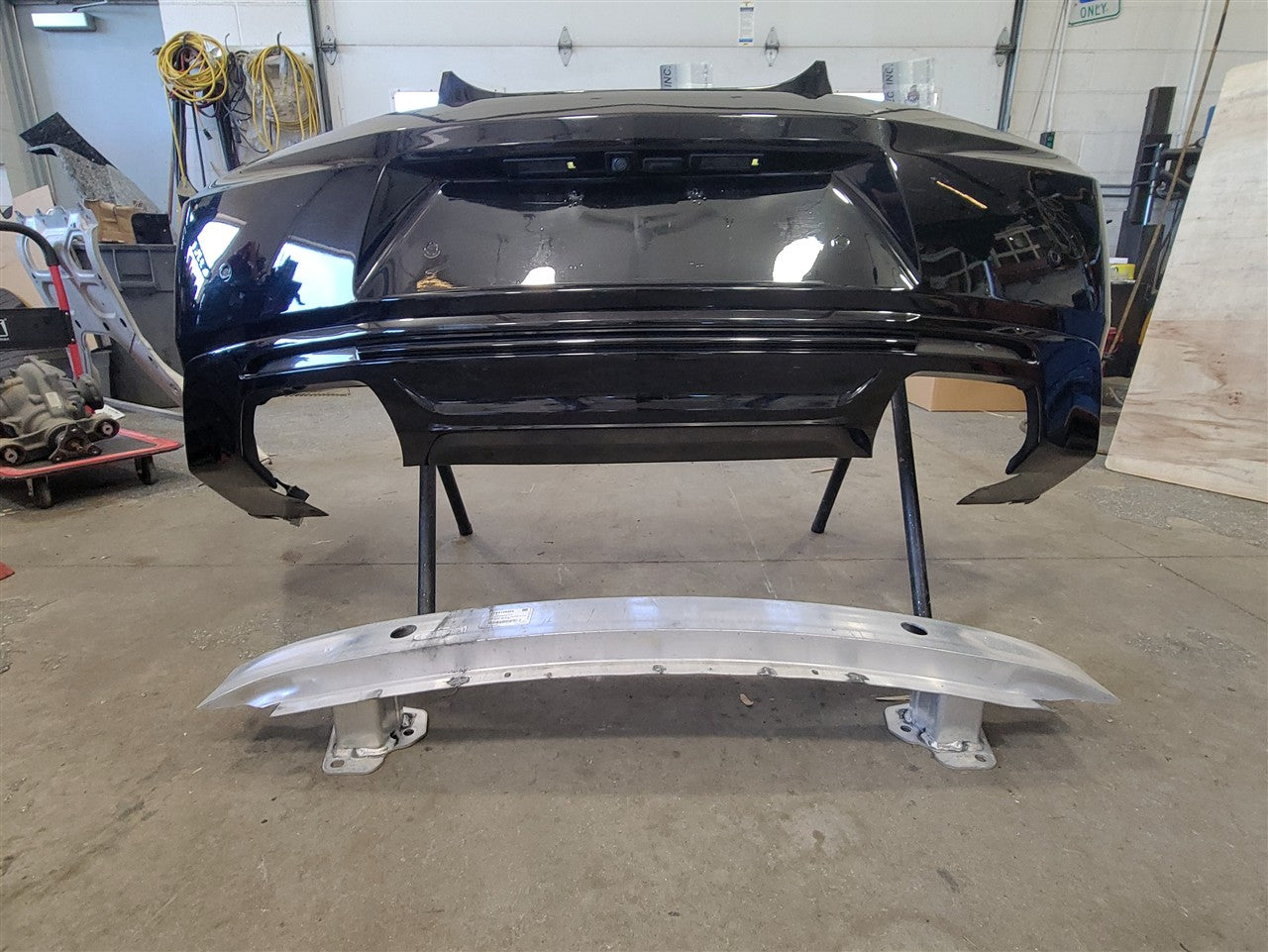 2016 CAMARO SS REAR BUMPER QUAD OUTLET BLACK GBA 33407 - image 3
