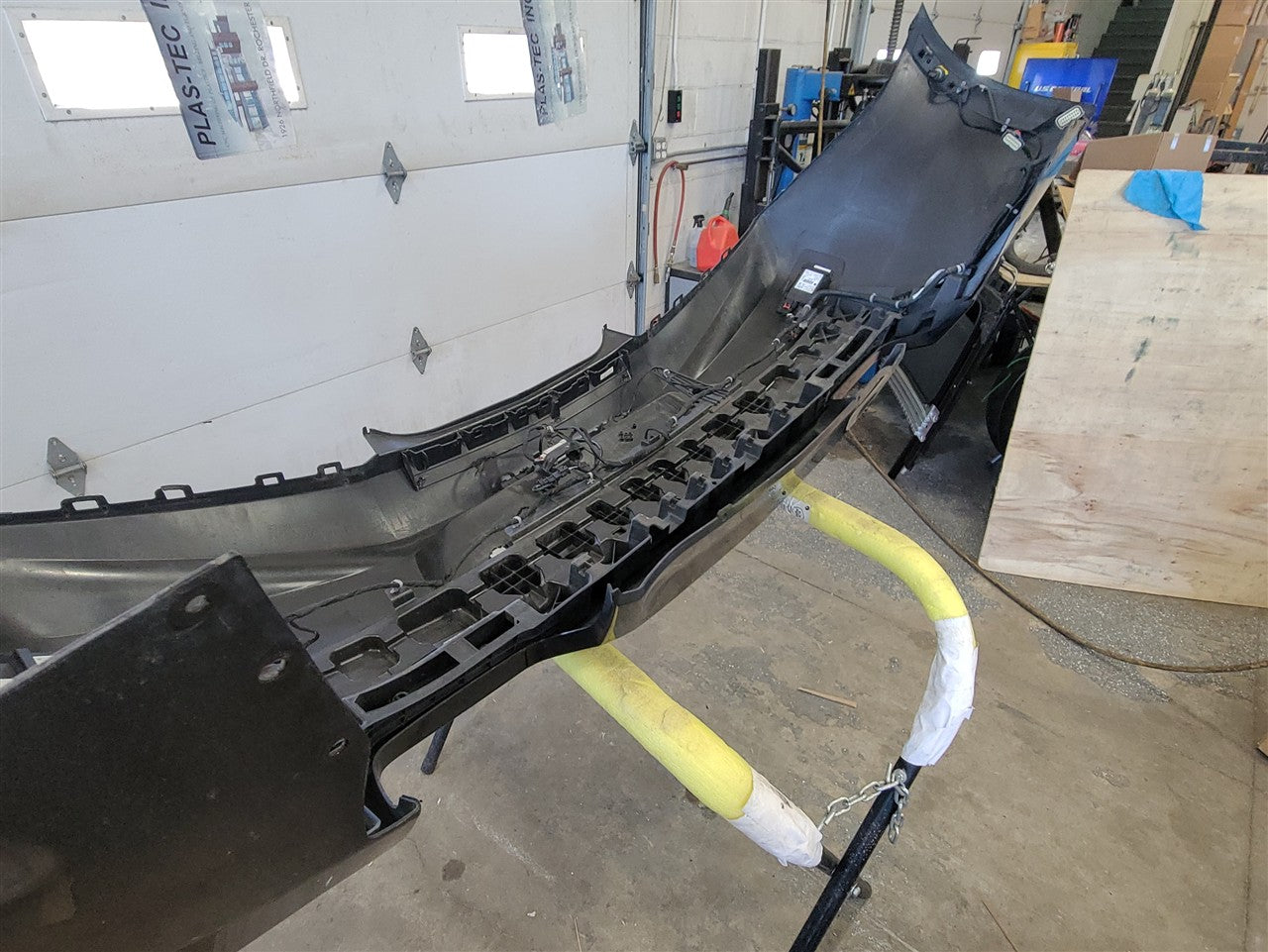 2016 CAMARO SS REAR BUMPER QUAD OUTLET BLACK GBA 33407 - image 17