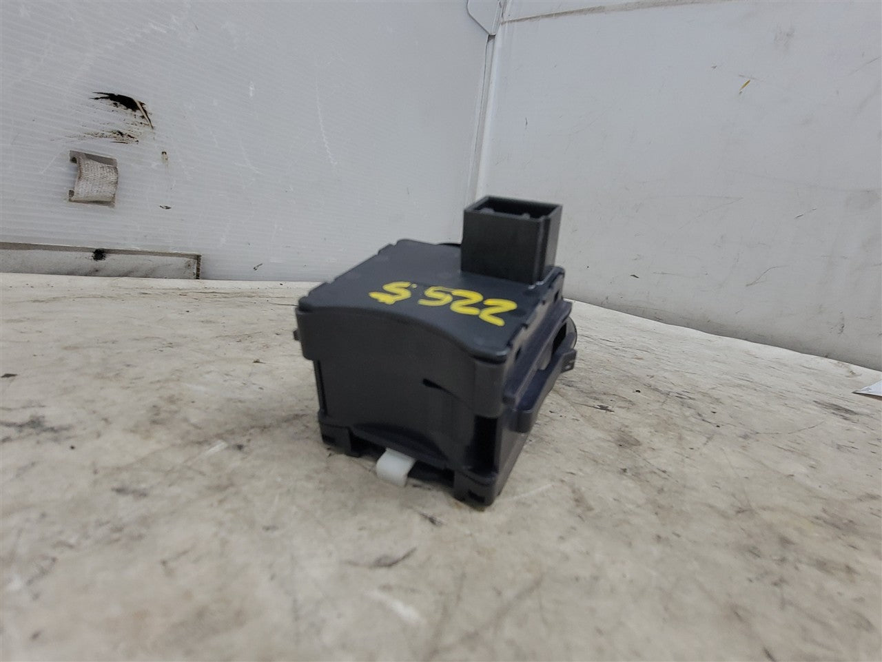 2016 CAMARO TURN SIGNAL & HEADLIGHT STALK SWITCH 33411 - image 8
