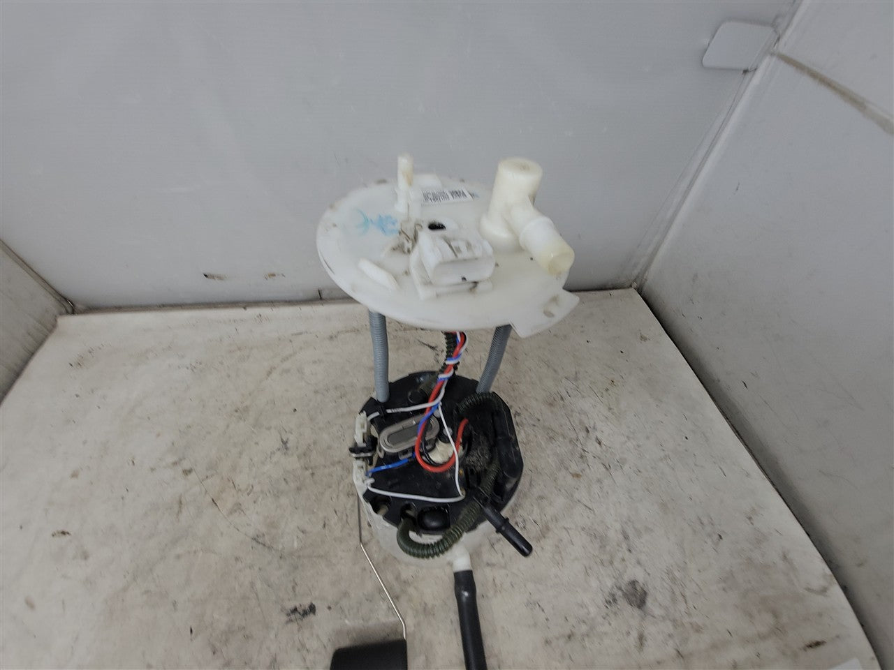 6.2L SS IN TANK FUEL PUMP 74K MI 33412 - image 8
