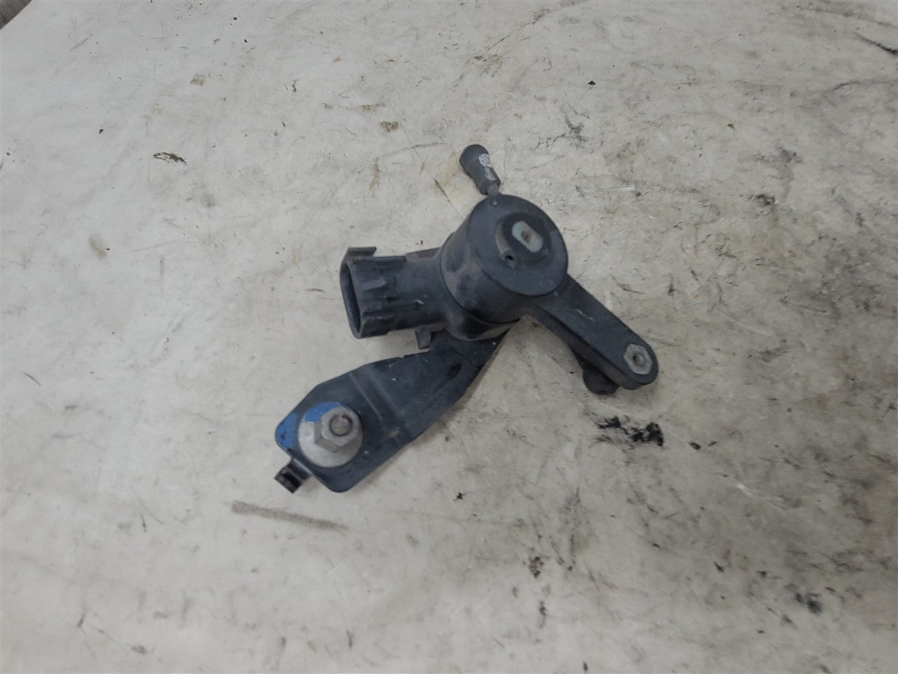 2016 CAMARO RH REAR RIDE HEIGHT SENSOR 23405177 33414 - image 7