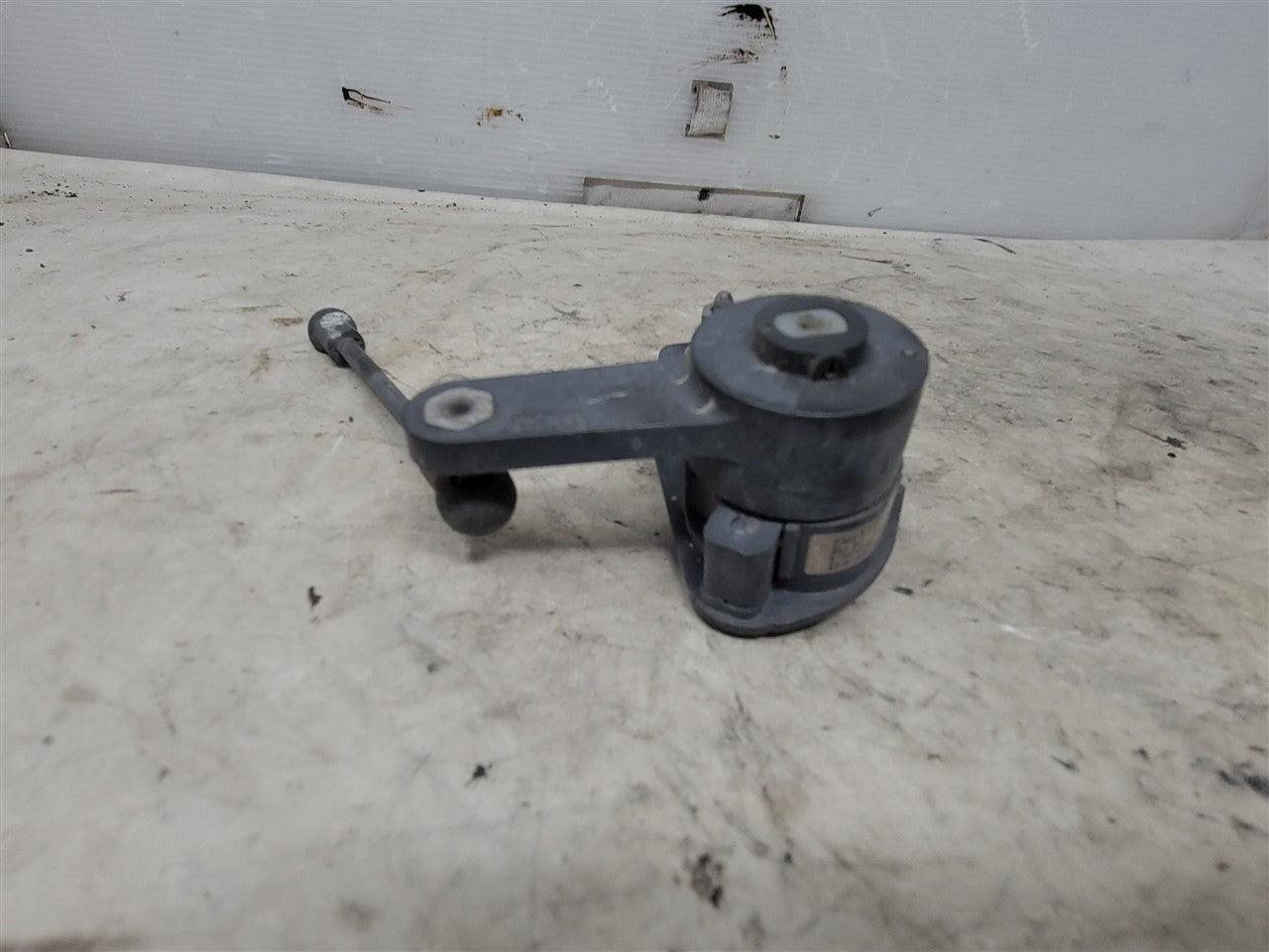 2016 CAMARO RH REAR RIDE HEIGHT SENSOR 23405177 33414 - image 8