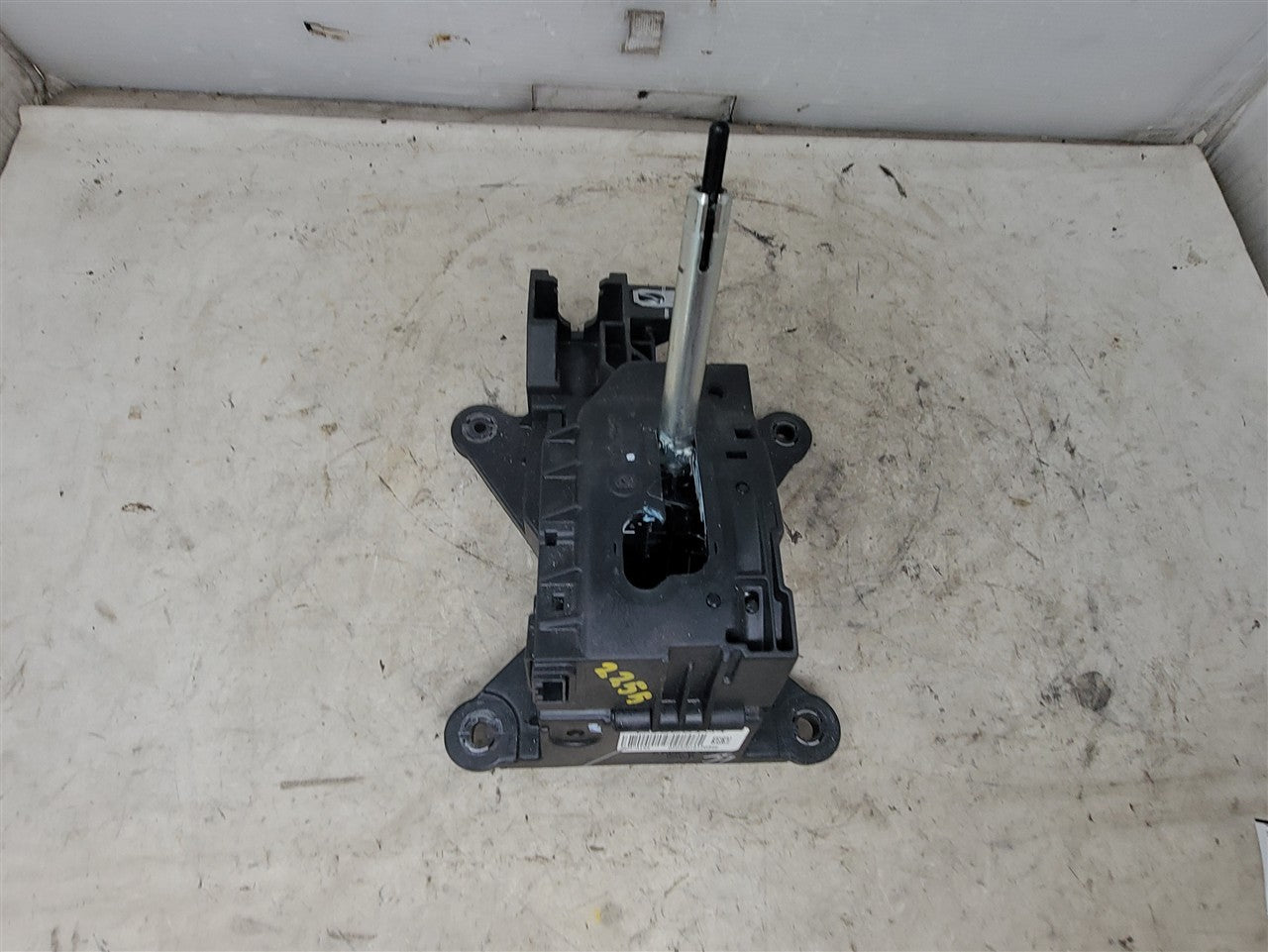 2016 CAMARO AUTOMATIC 8L90 SHIFTER ASSEMBLY 33415 - image 2