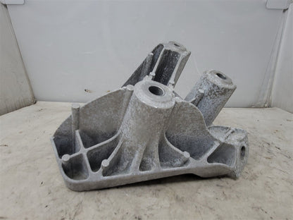 2016 CAMARO LH DRIVER ENGINE MOUNT STAND 33419 - image 5