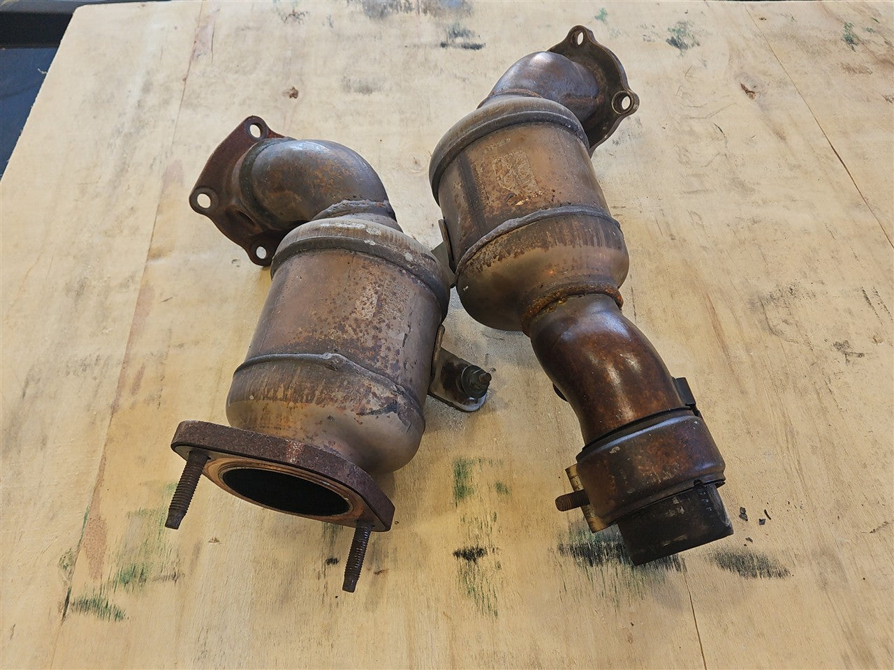 2016 CAMARO OEM 6.2L EXHAUST Y PIPE PAIR 74K MI 33421 - image 1