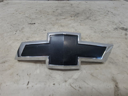2016 CAMARO FRONT BOW TIE EMBLEM BADGE 23269466 33427 - image 1