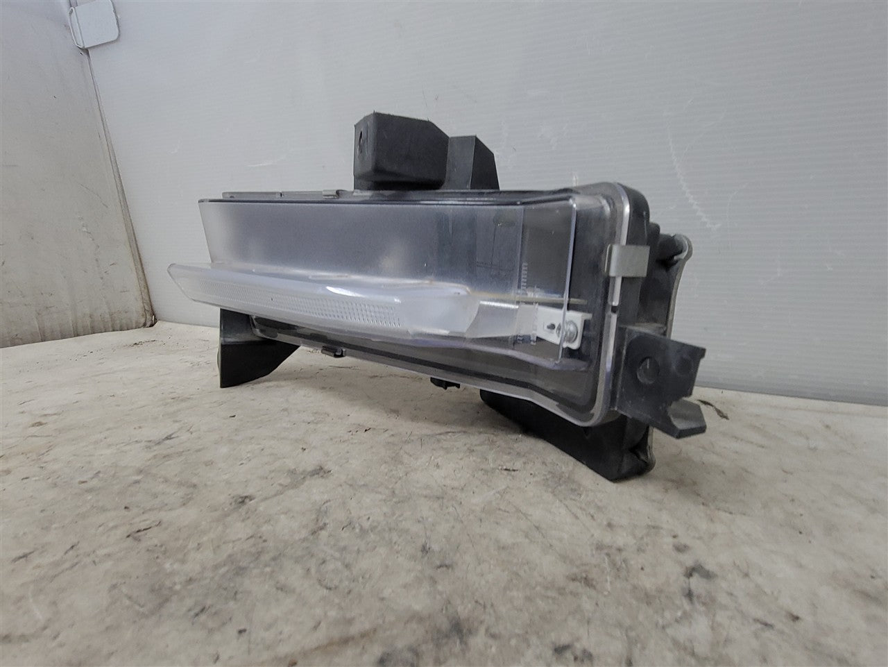 2016 CAMARO LH DAYTIME RUNNING LAMP DRL 23433655 33441 - image 4