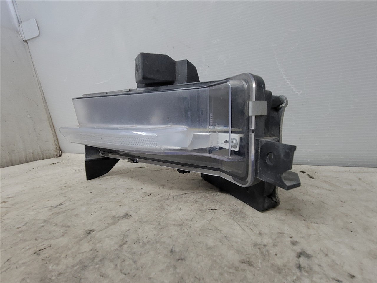 2016 CAMARO LH DAYTIME RUNNING LAMP DRL 23433655 33441 - image 6