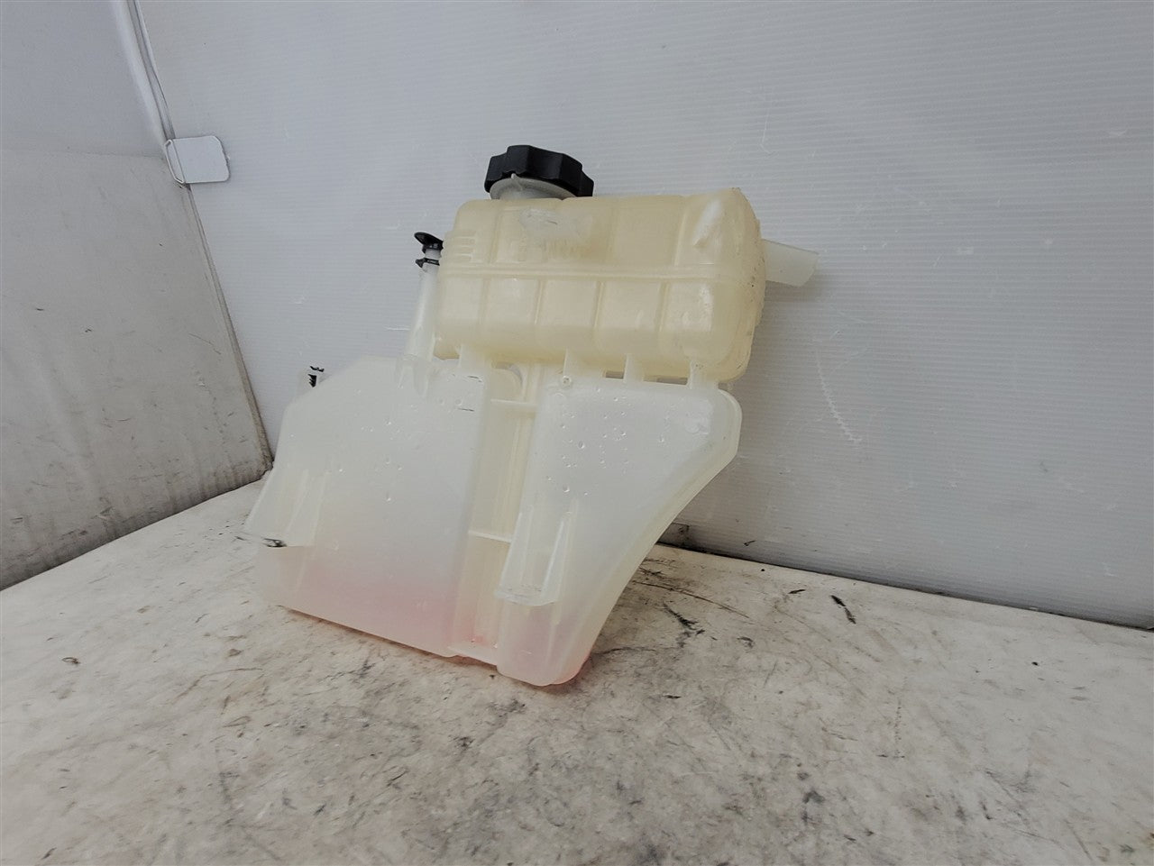 2016 CAMARO COOLANT BOTTLE TANK 22948113 33448 - image 3
