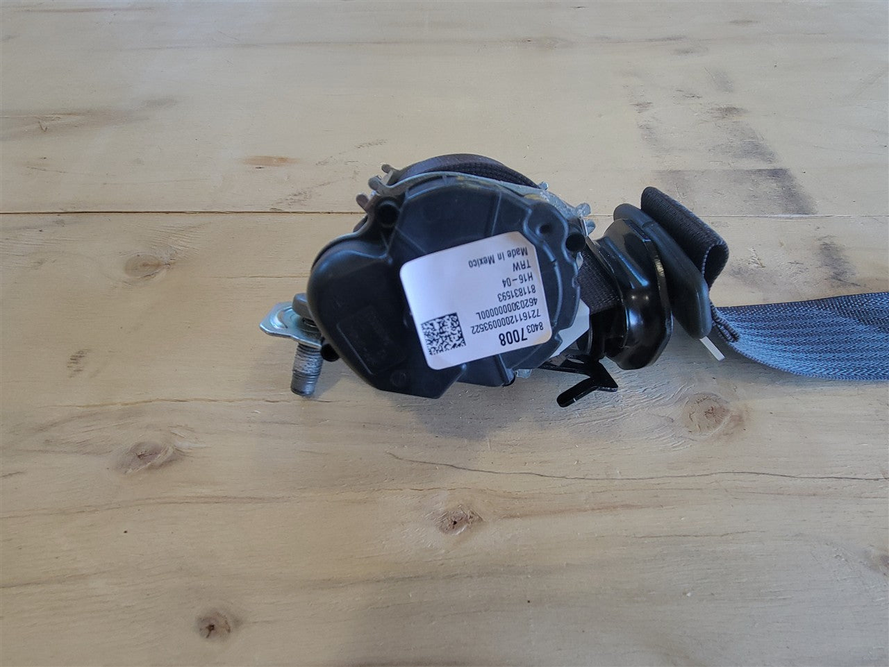 2016 CAMARO LH DRIVER REAR SEAT BELT RETRACTOR 33456 - image 2