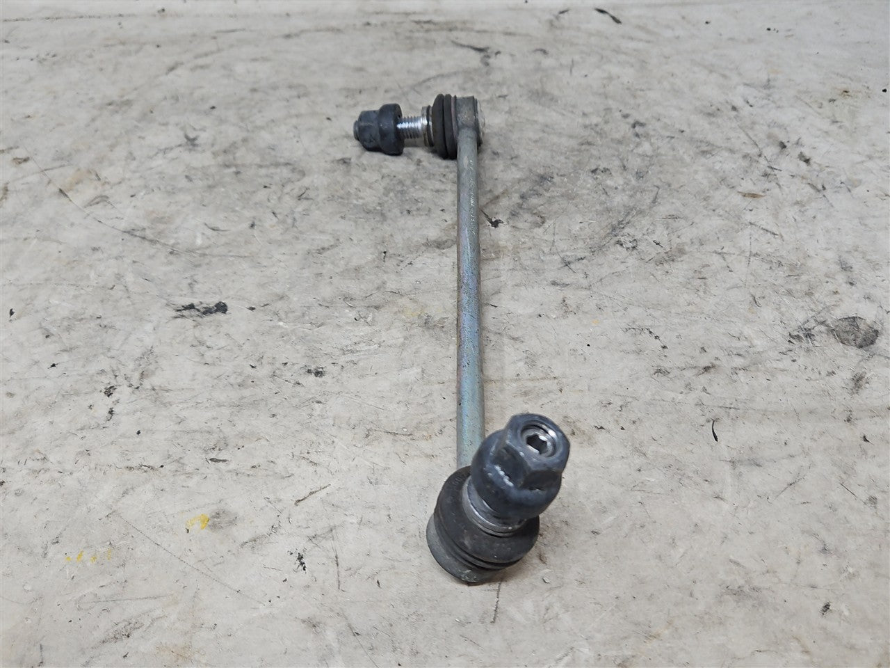 2016 CAMARO OEM RH SWAY BAR END LINK 84962143 33459 - image 2