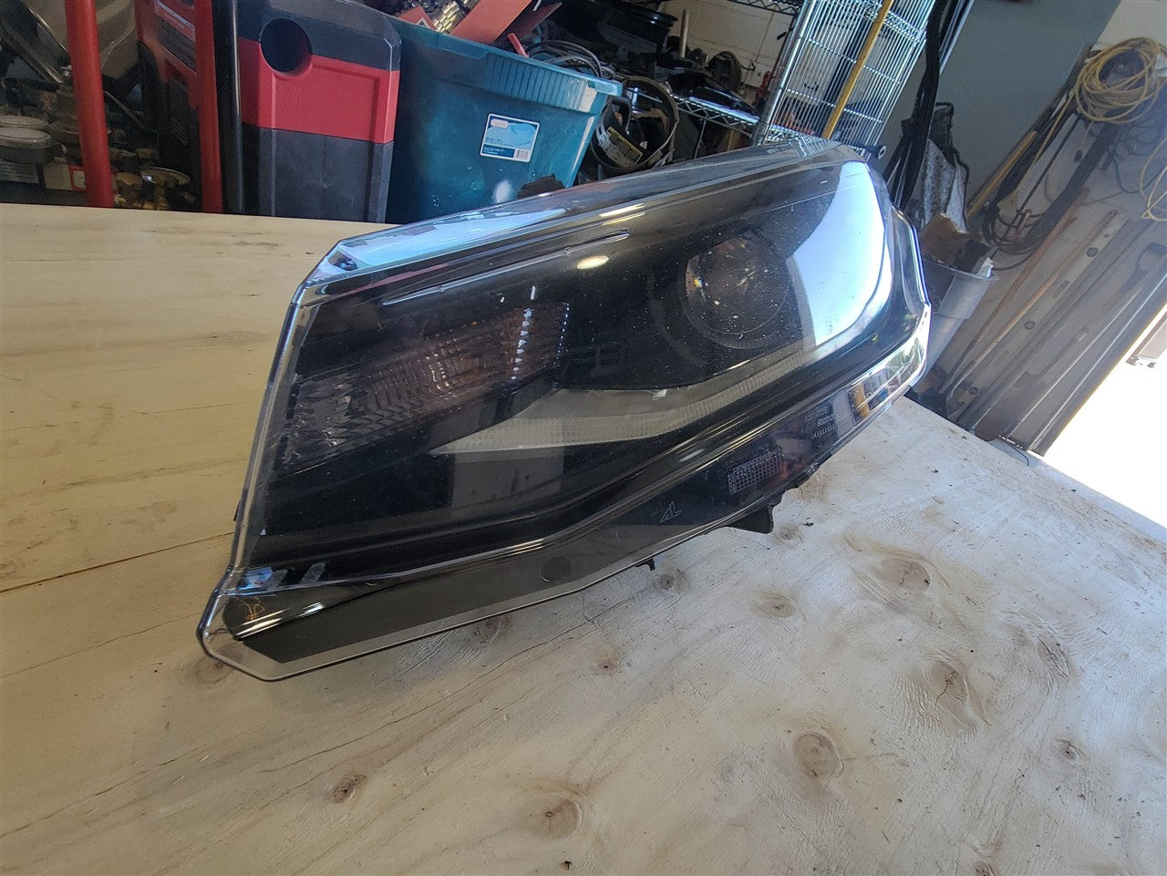 2016 CAMARO LH HEADLAMP HID T4F NICE 1 TABREPAIR 33461 - image 4