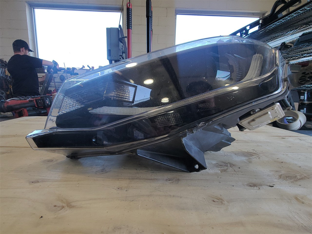 2016 CAMARO LH HEADLAMP HID T4F NICE 1 TABREPAIR 33461 - image 5