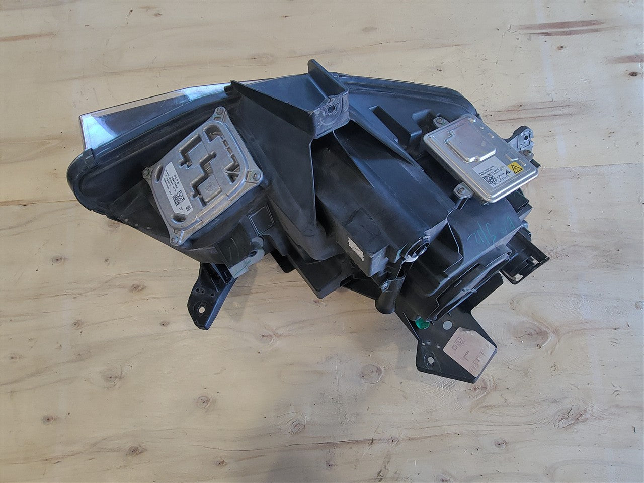2016 CAMARO LH HEADLAMP HID T4F NICE 1 TABREPAIR 33461 - image 14
