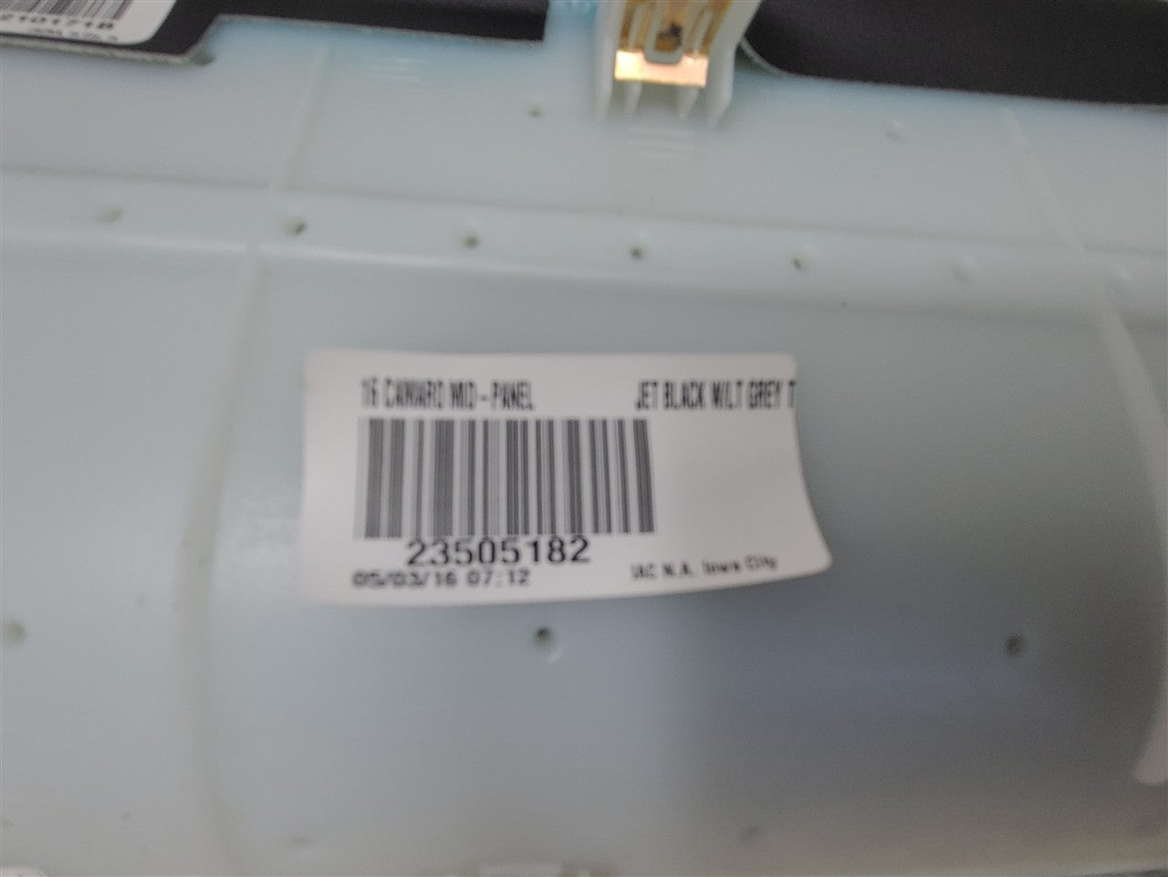 2016 CAMARO RH PASSENGER DASH TRIM VENT 84124221 33465 - image 7