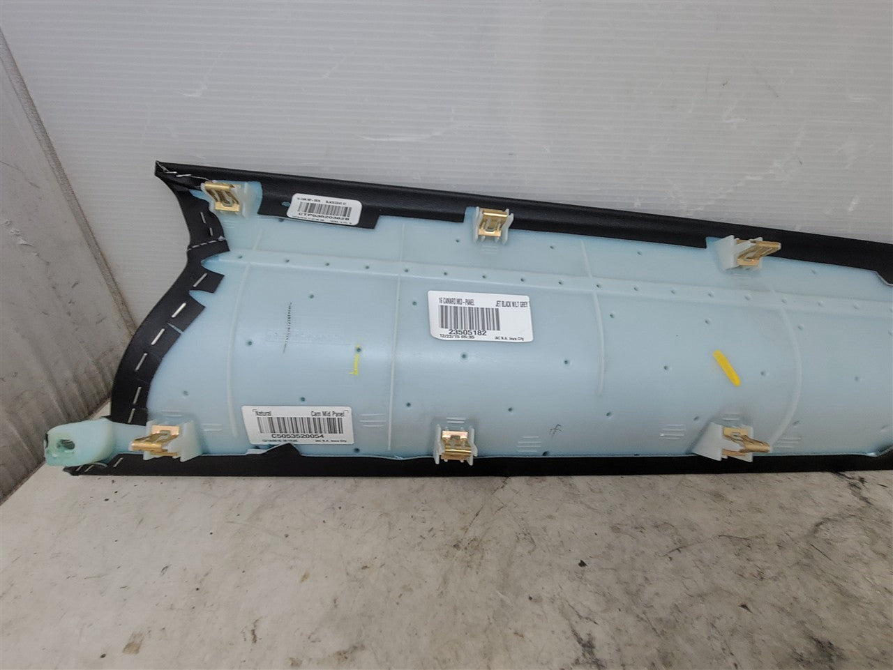 2016 CAMARO RH PASSENGER DASH TRIM VENT 84124221 33468 - image 9