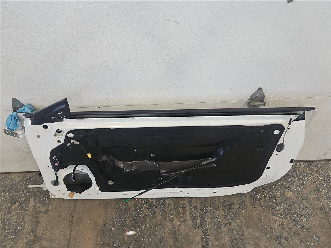 2014 CAMARO RH PASSENGER DOOR WHITE GAZ 000 33472 - image 13