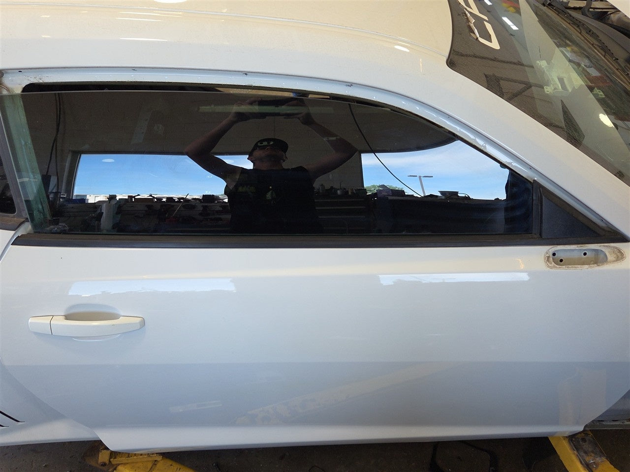 2014 CAMARO RH PASSENGER DOOR WHITE GAZ 000 33472 - image 19