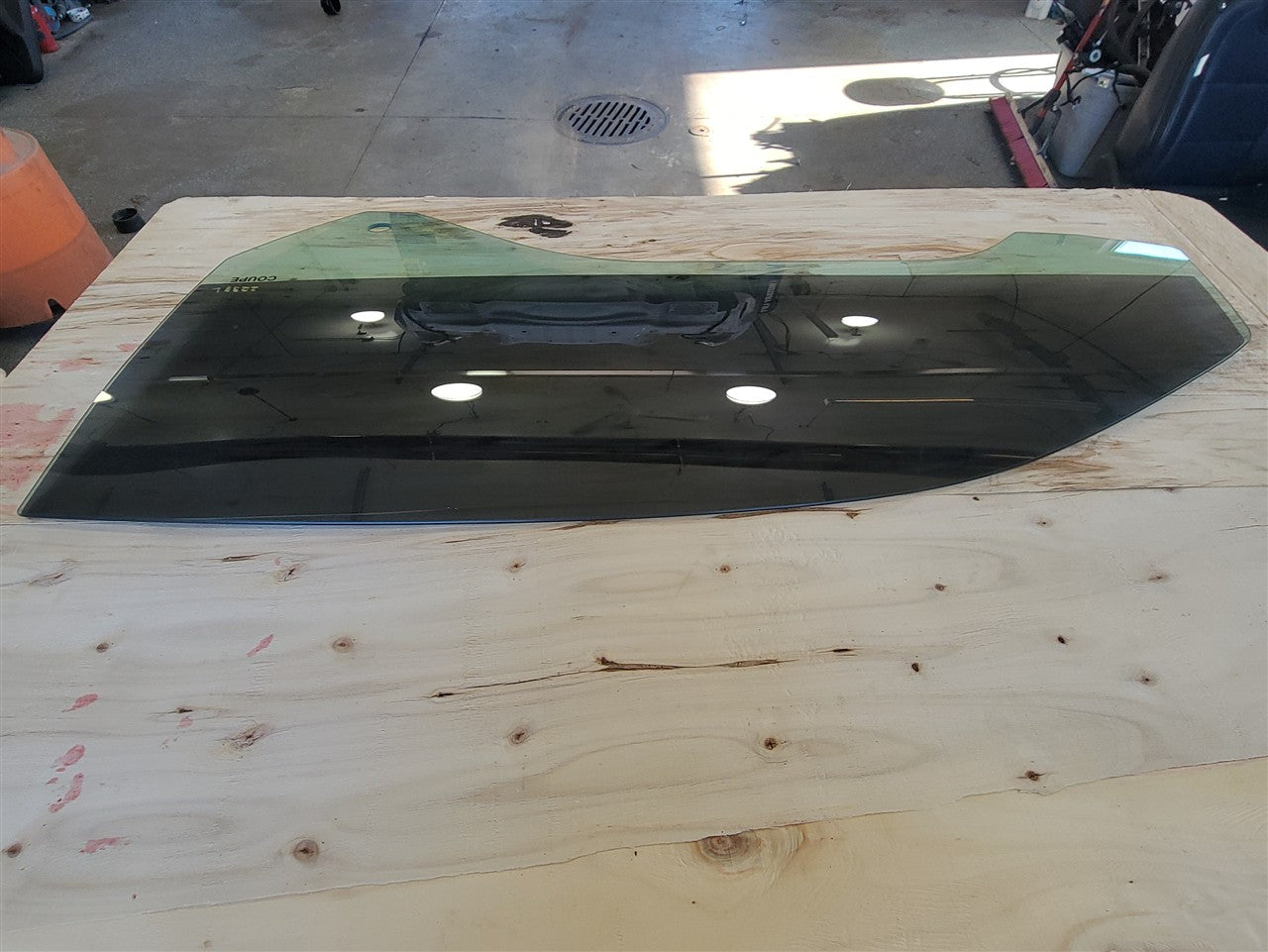 2014 CAMARO LH DRIVER DOOR GLASS OEM COUPE 33477 - image 4