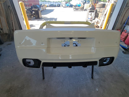 2014 CAMARO REAR BUMPER WHITE SPRING EDITION GAZ 33478 - image 2