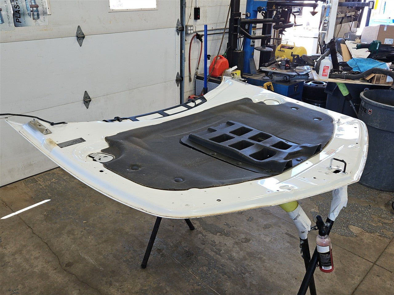 2014 CAMARO SS HOOD SUMMIT WHITE GAZ 000 33480 - image 1