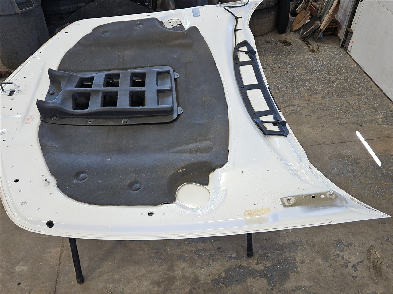 2014 CAMARO SS HOOD SUMMIT WHITE GAZ 000 33480 - image 4