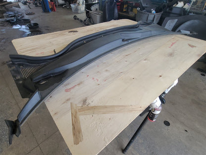 2014 CAMARO WINDSHIELD WIPER COWL TRIM PANEL 33496 - image 9