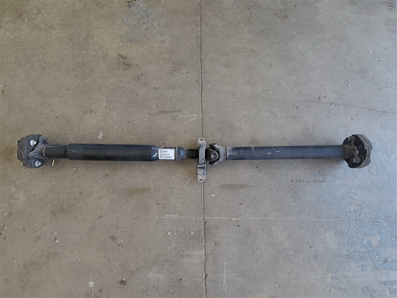 2014 CAMARO SS AUTO REAR DRIVE SHAFT 92237000 33497 - image 1