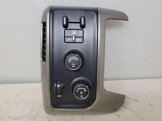 2018 SILVRDO15 LH DASH TRIM WITH 4x4 TRAILER HEADLI 334 - image 1