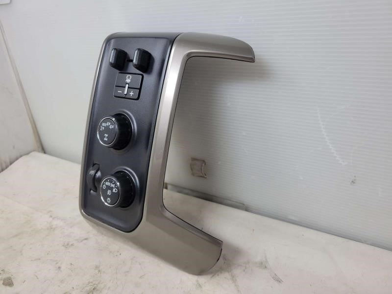 2018 SILVRDO15 LH DASH TRIM WITH 4x4 TRAILER HEADLI 334 - image 4