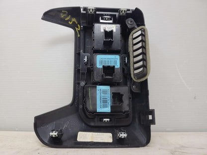 2018 SILVRDO15 LH DASH TRIM WITH 4x4 TRAILER HEADLI 334 - image 5