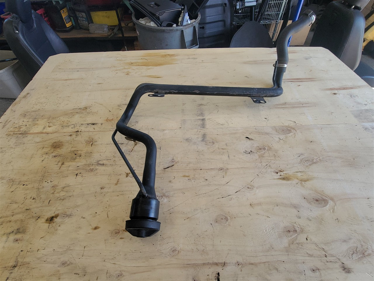 2014 CAMARO FUEL FILLER NECK 22925350 33512 - image 10