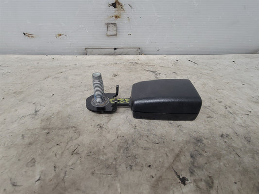 2014 CAMARO REAR SEAT BELT BUCKLE 19208868 33520 - image 1