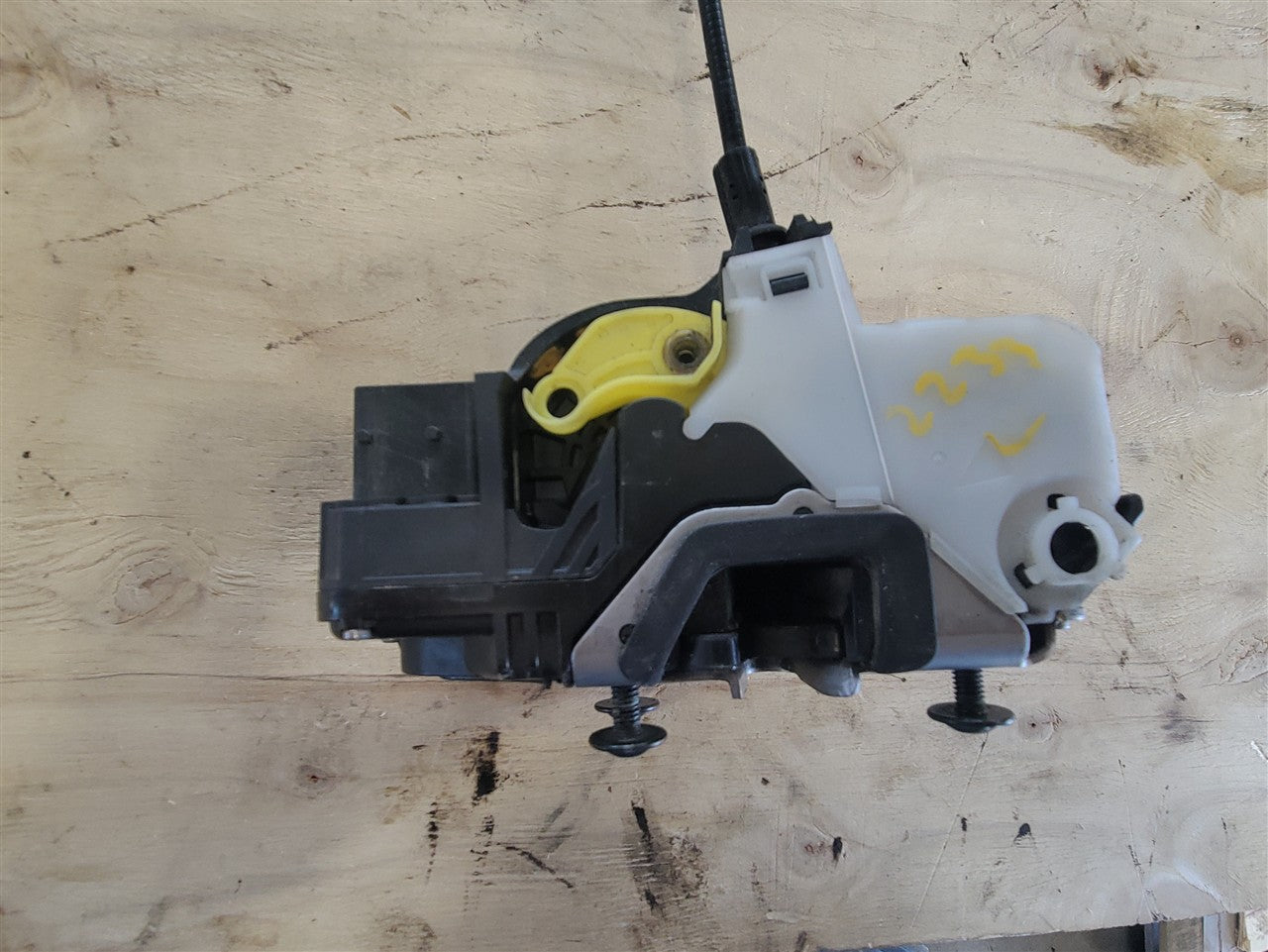 2014 CAMARO LH DOOR LOCK ACTUATOR 13579525 33521 - image 7
