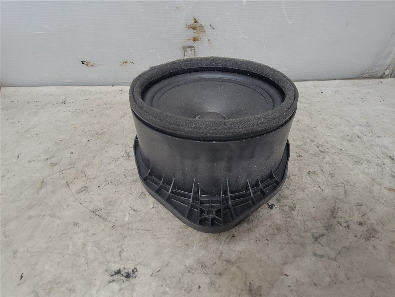 2014 CAMARO BOSTON DOOR SPEAKER 23268030 33523 - image 2
