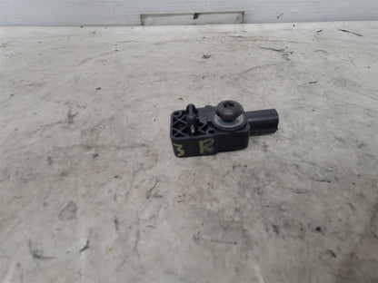 2014 CAMARO OEM FRONT END CRASH SENSOR 13502340 33527 - image 2