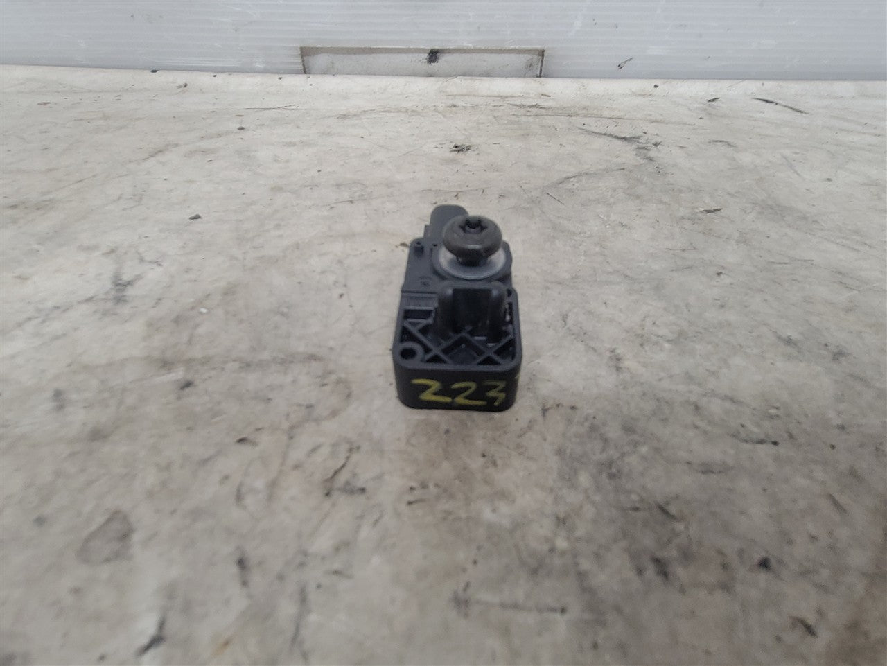 2014 CAMARO OEM FRONT END CRASH SENSOR 13502340 33527 - image 5