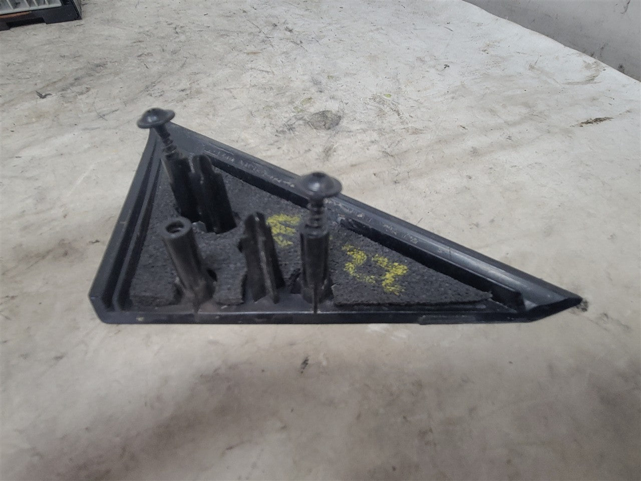2014 CAMARO LH DOOR MIRROR APPLIQUE TRIM COVER 33530 - image 11