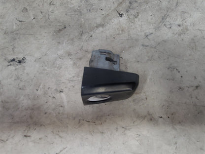 2014 CAMARO FRONT DOOR HANDLE WHITE W/BLACK COVR 33540 - image 13