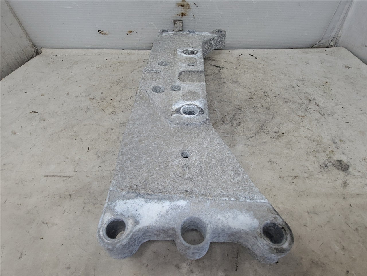 2014 CAMARO AUTO TRANS CROSSMEMBER 92200274 33543 - image 10