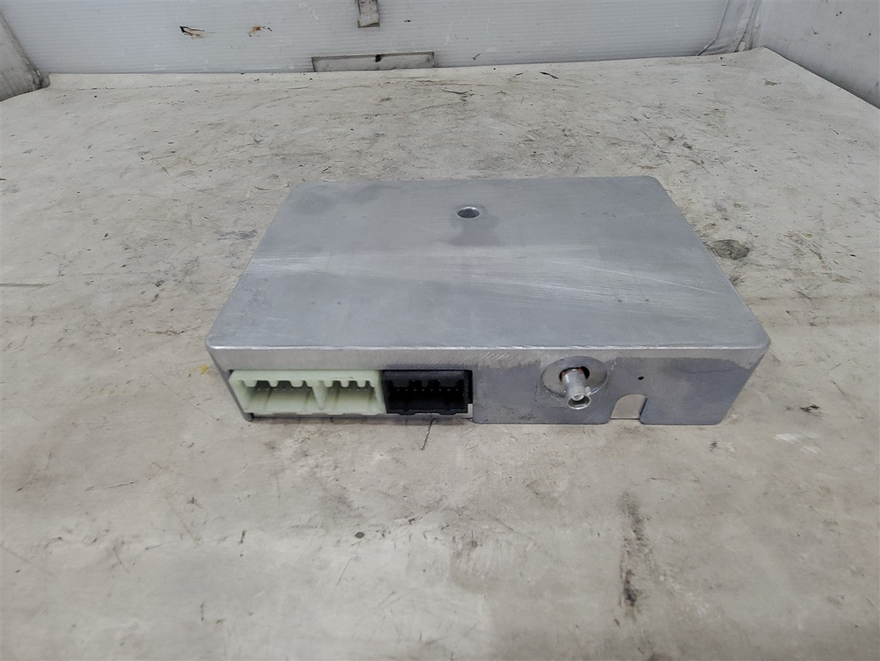 2014 CAMARO ONSTAR COMMUNICATION MODULE 23127633 33550 - image 9