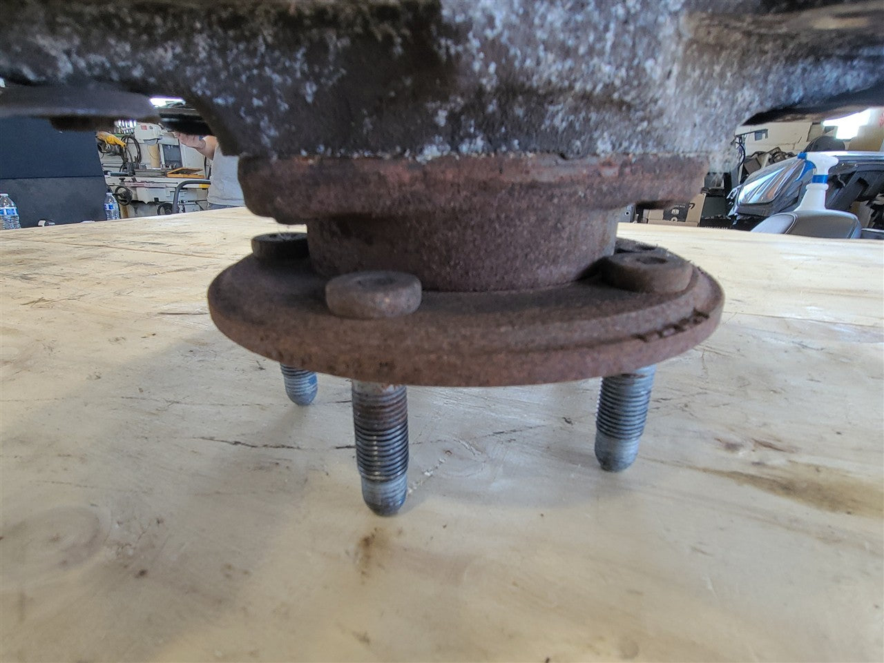 2014 CAMARO RH FRONT SPINDLE KNUCKLE W/HUB 33555 - image 7