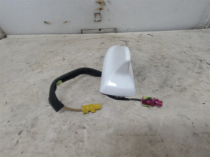 2014 CAMARO SHARK FIN ANTENNA WHITE GAZ 33558 - image 2