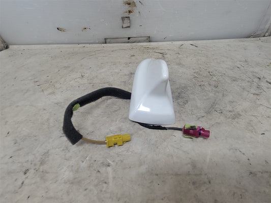 2014 CAMARO SHARK FIN ANTENNA WHITE GAZ 33558 - image 2