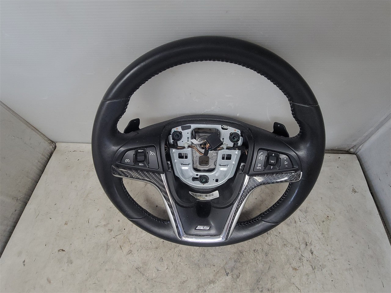 2014 CAMARO LEATHER STEERING WHEEL BLUE STITCHIN 33560 - image 4